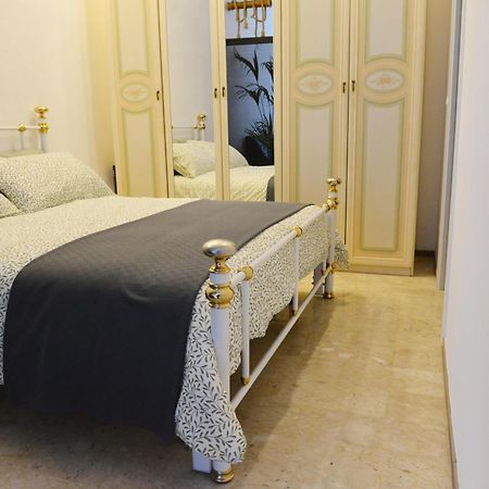 Lippolis Home Monopoli - Locazione Turistica Экстерьер фото